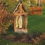 Au Mesnil Le Bas Bray Bures-en-Bray
