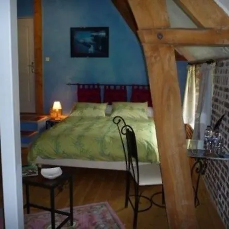 Au Mesnil Le Bas Bray 3*